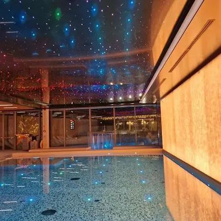 Wave Panorama - Sea View&spa 米兹多洛杰