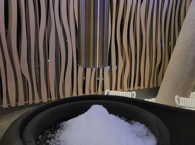 Wave Panorama - Sea View&spa 미엥지즈드로예